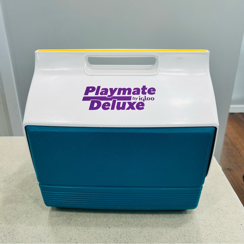 VTG Cooler~Playmate‎ Deluxe By Igloo Yellow/White/Teal Green/Purple~1990s